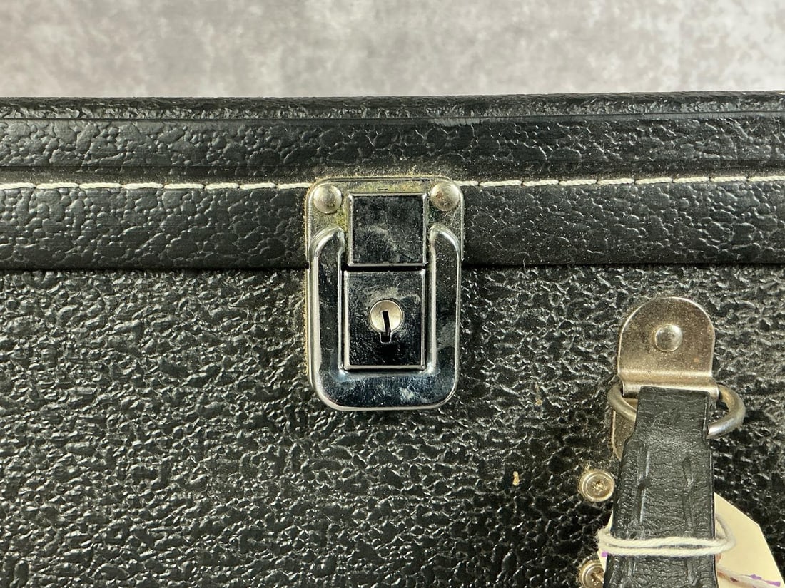 Fender Hardshell Banjo Case - 6