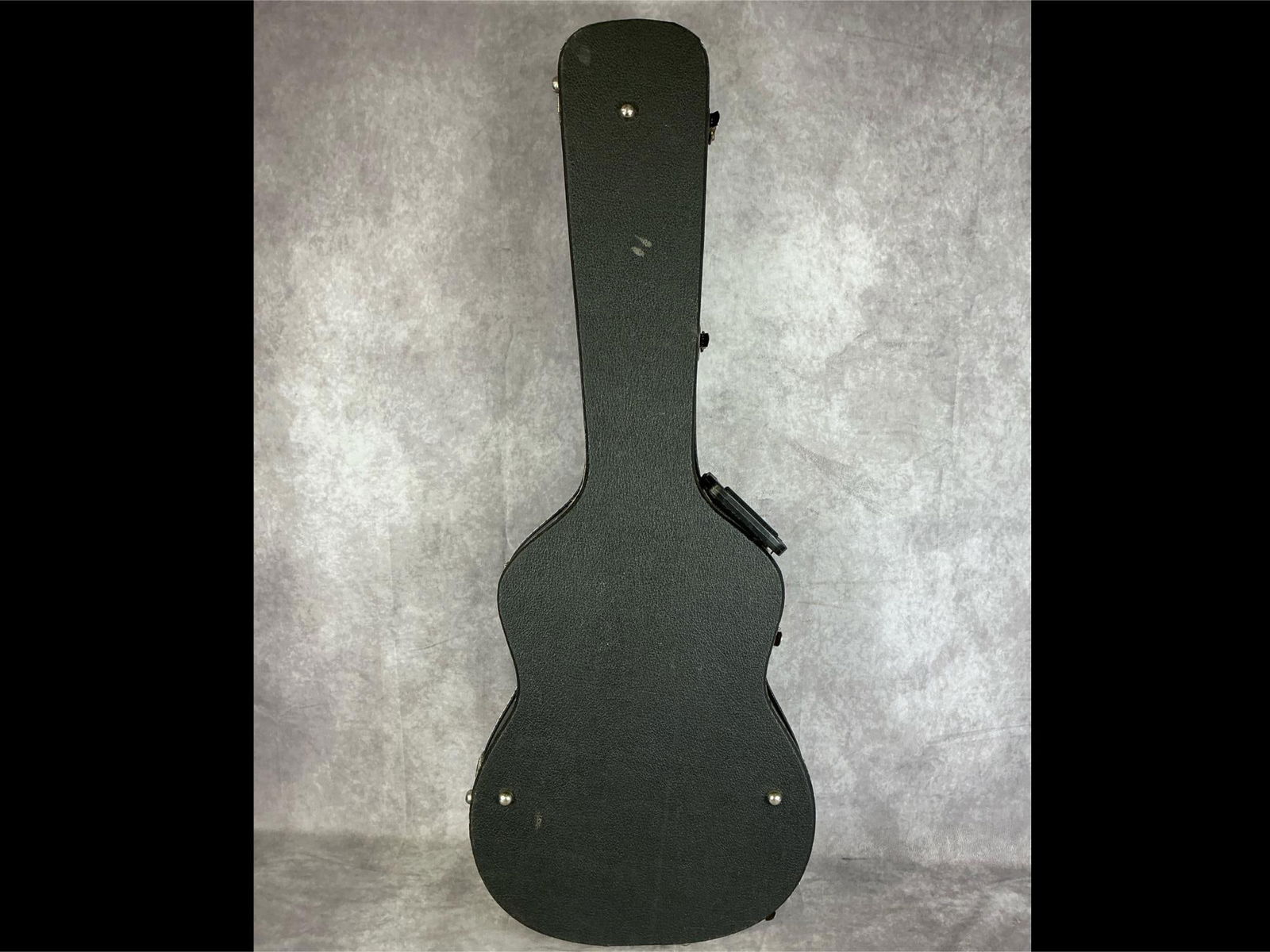 Ovation Hardshell Guitar Case - 2