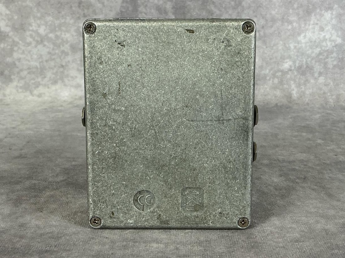 Electro-Harmonix Pulsar Variable Tremolo - 4