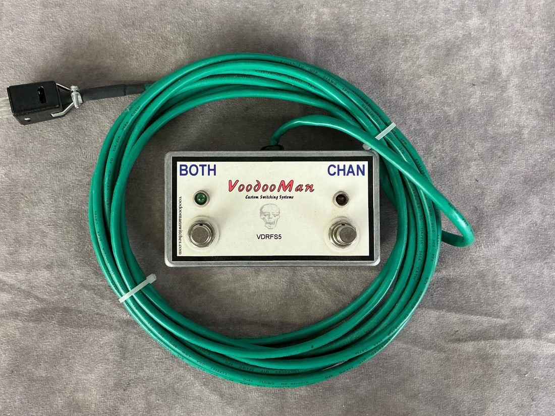 Voodoo Man VDRFS5 Switch: Model vdrfs5. No visible serial number. Good used condition, untested. Measures 4.5 inches x 2.5 x 2.5 inches tall.