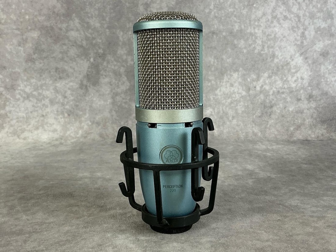 AKG Perception 200 Pro Studio Microphone - 2