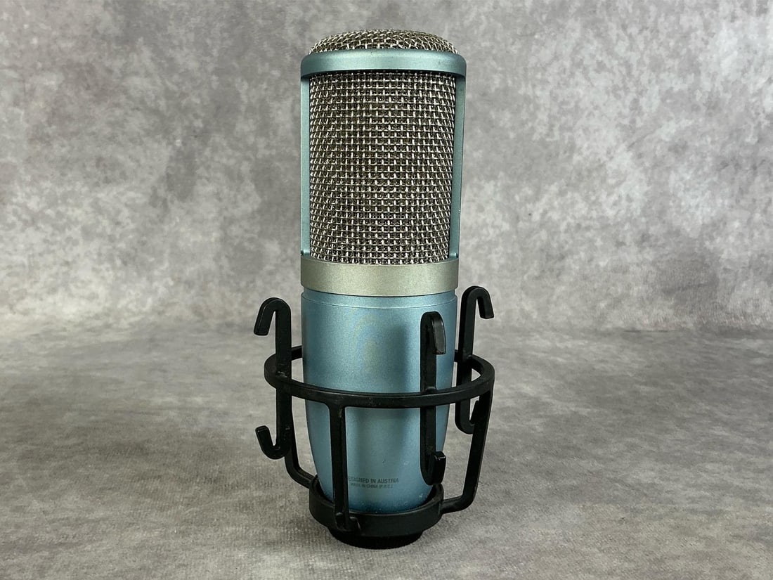 AKG Perception 200 Pro Studio Microphone - 3