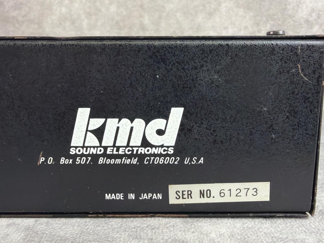 KMD Equalizer & Behringer D1400P - 5