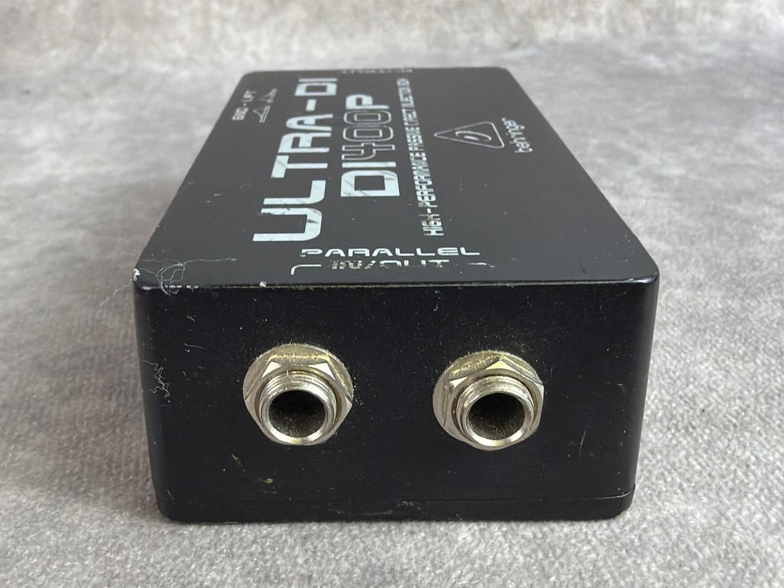 KMD Equalizer & Behringer D1400P - 8