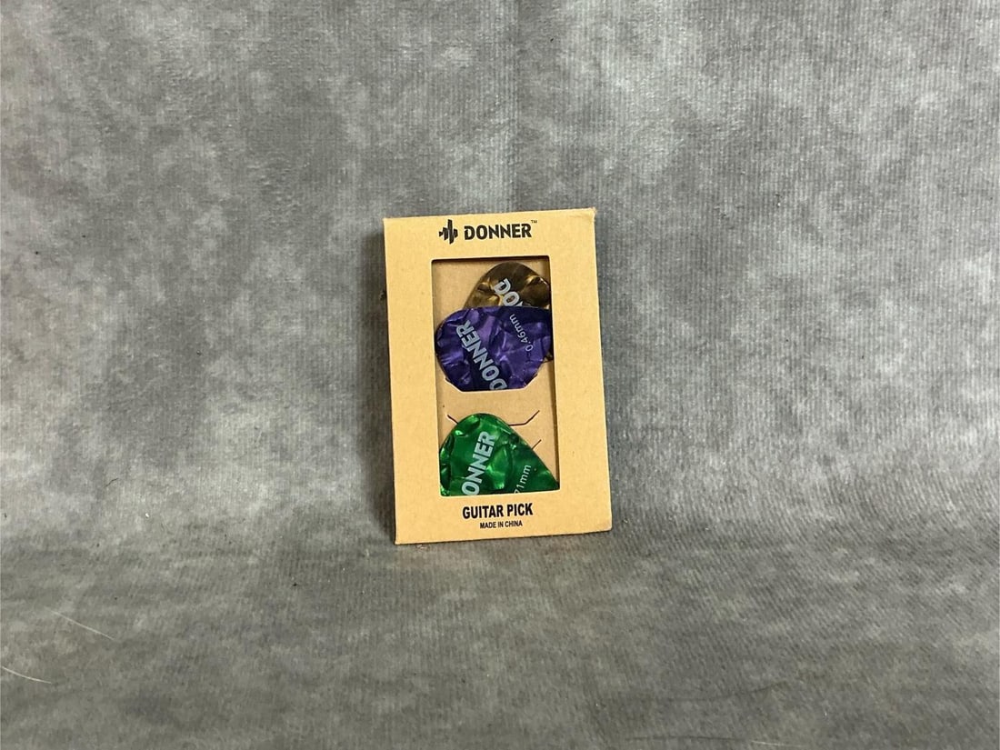 Guitar Accessories Lot - 19