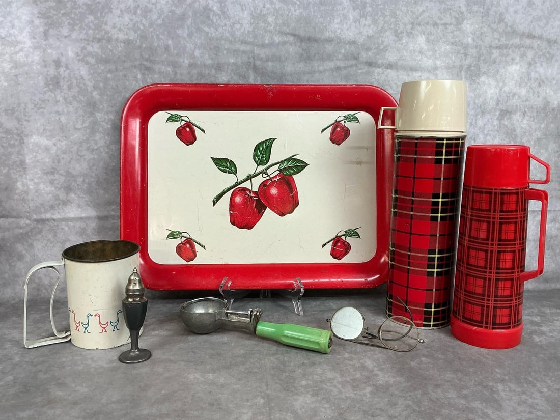 Mid Century Finds (1 of 11)