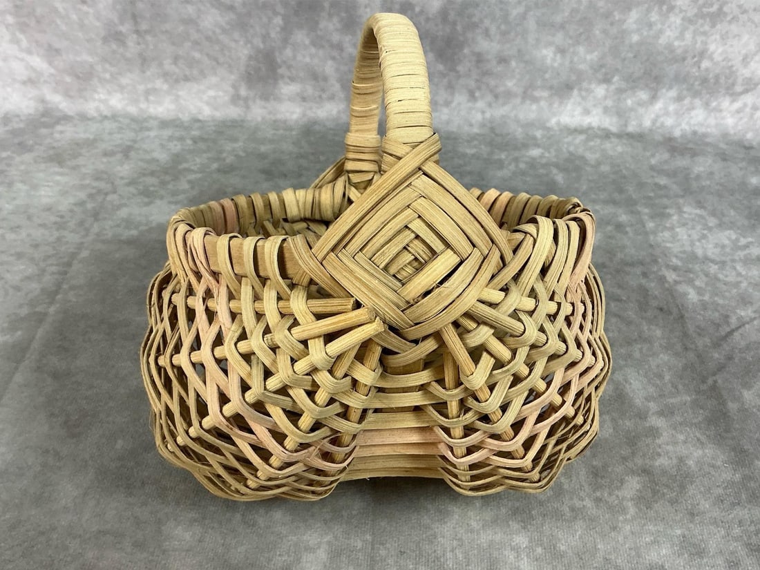 Baskets & Rolling Pins - 6