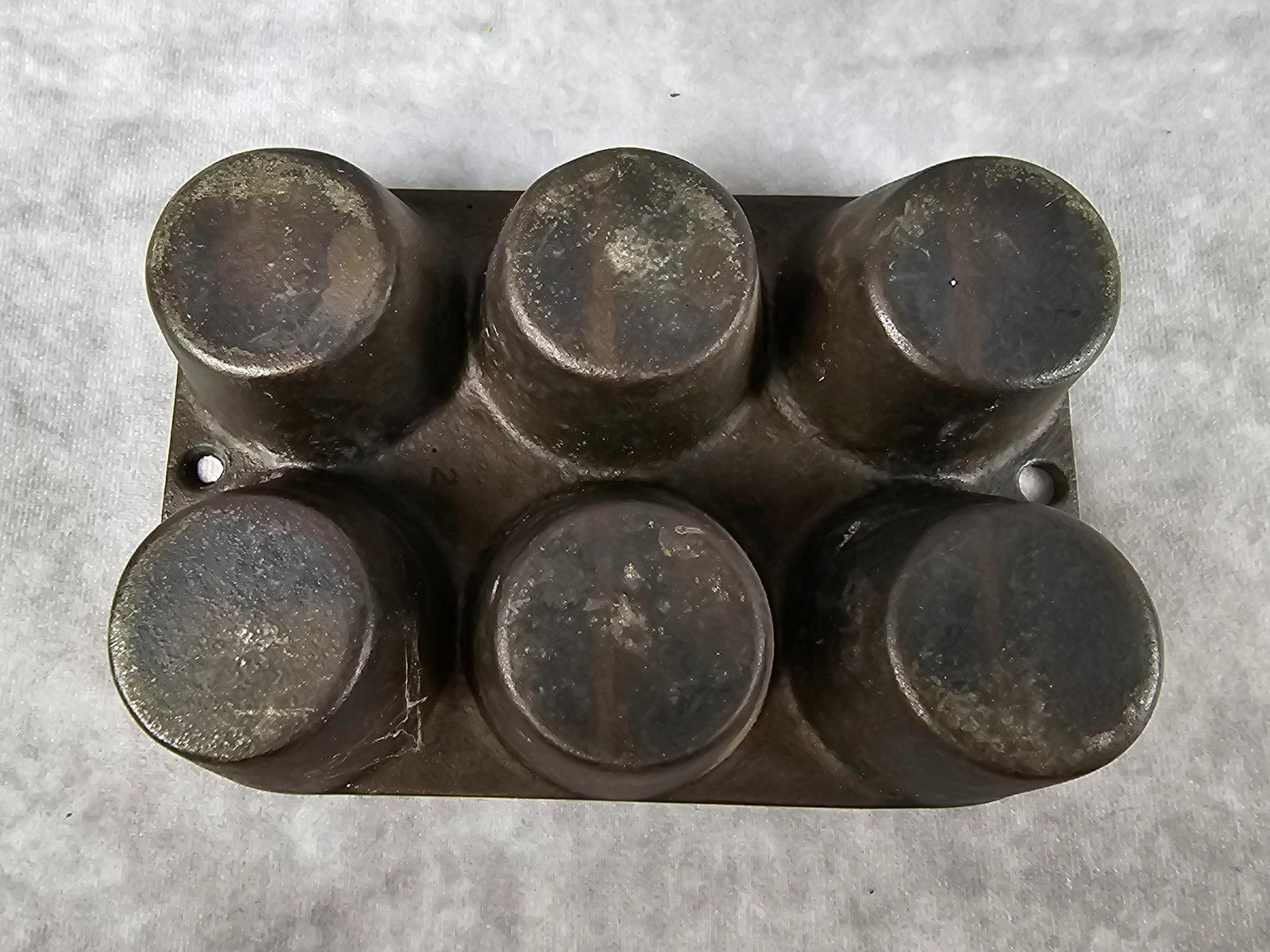 Cast Iron Cookware - 4