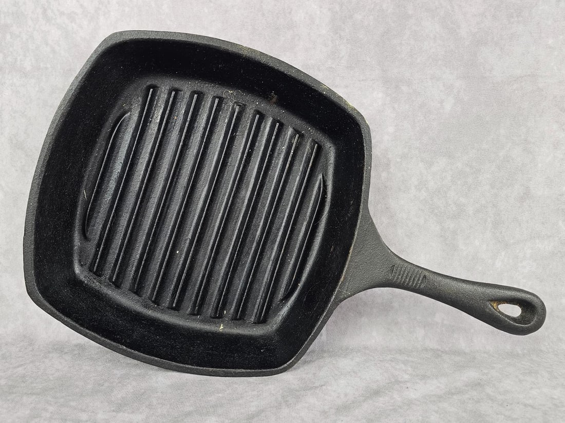 Cast Iron Cookware - 5