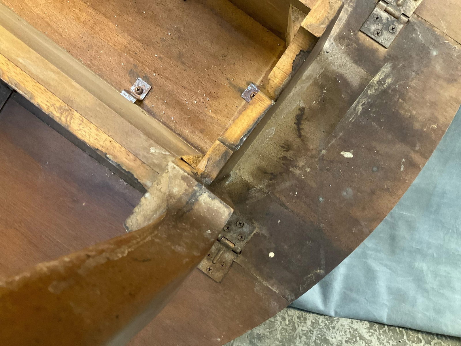 Table and Chairs - 17