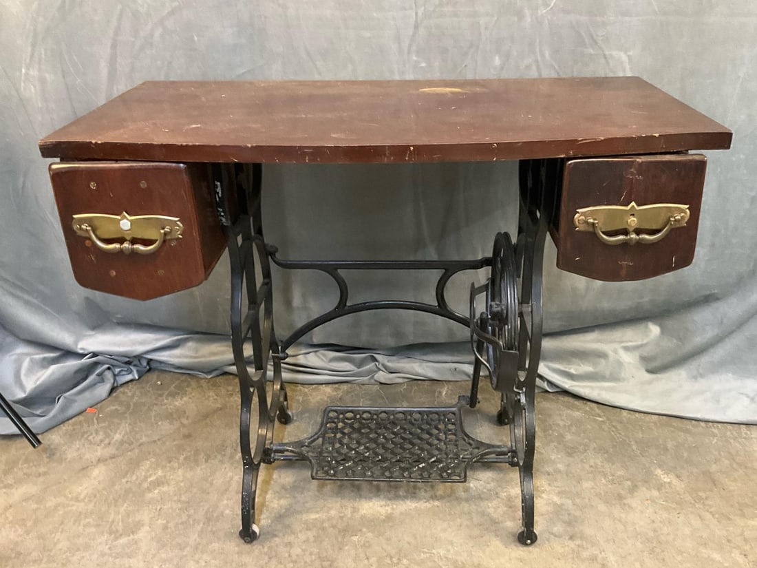 Sewing Machine Desk (1 of 6)