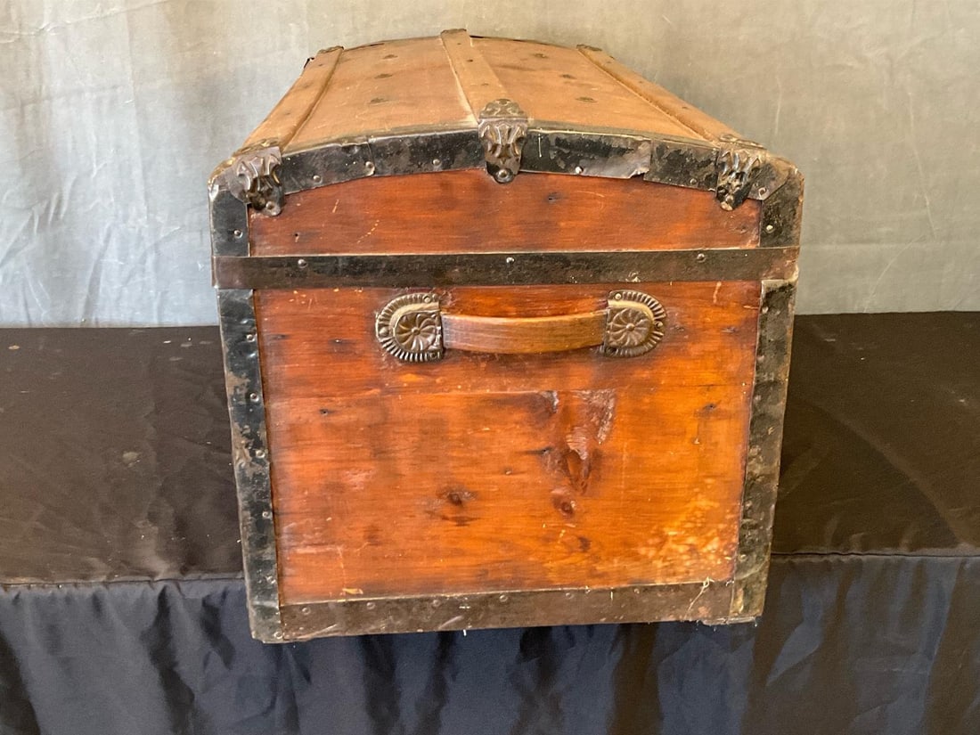 Traveler's Trunk - 4