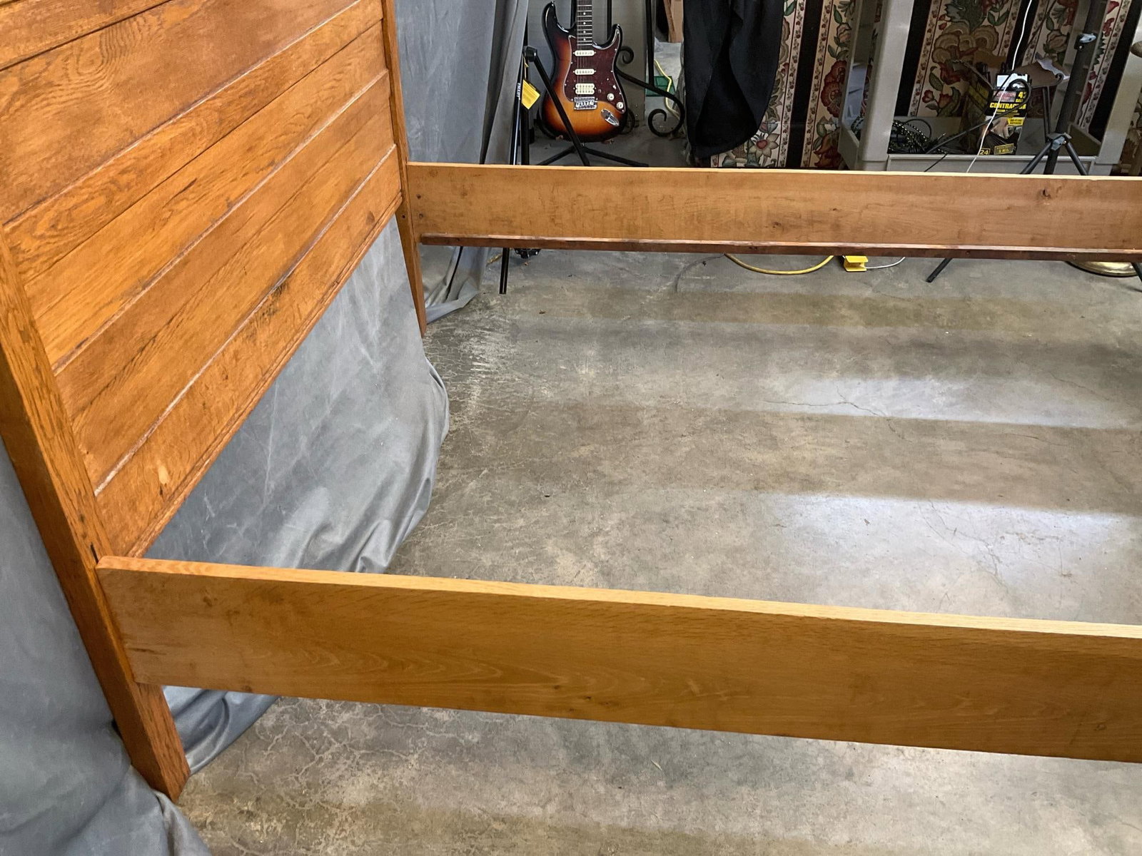 Victorian Oak Bed - 4