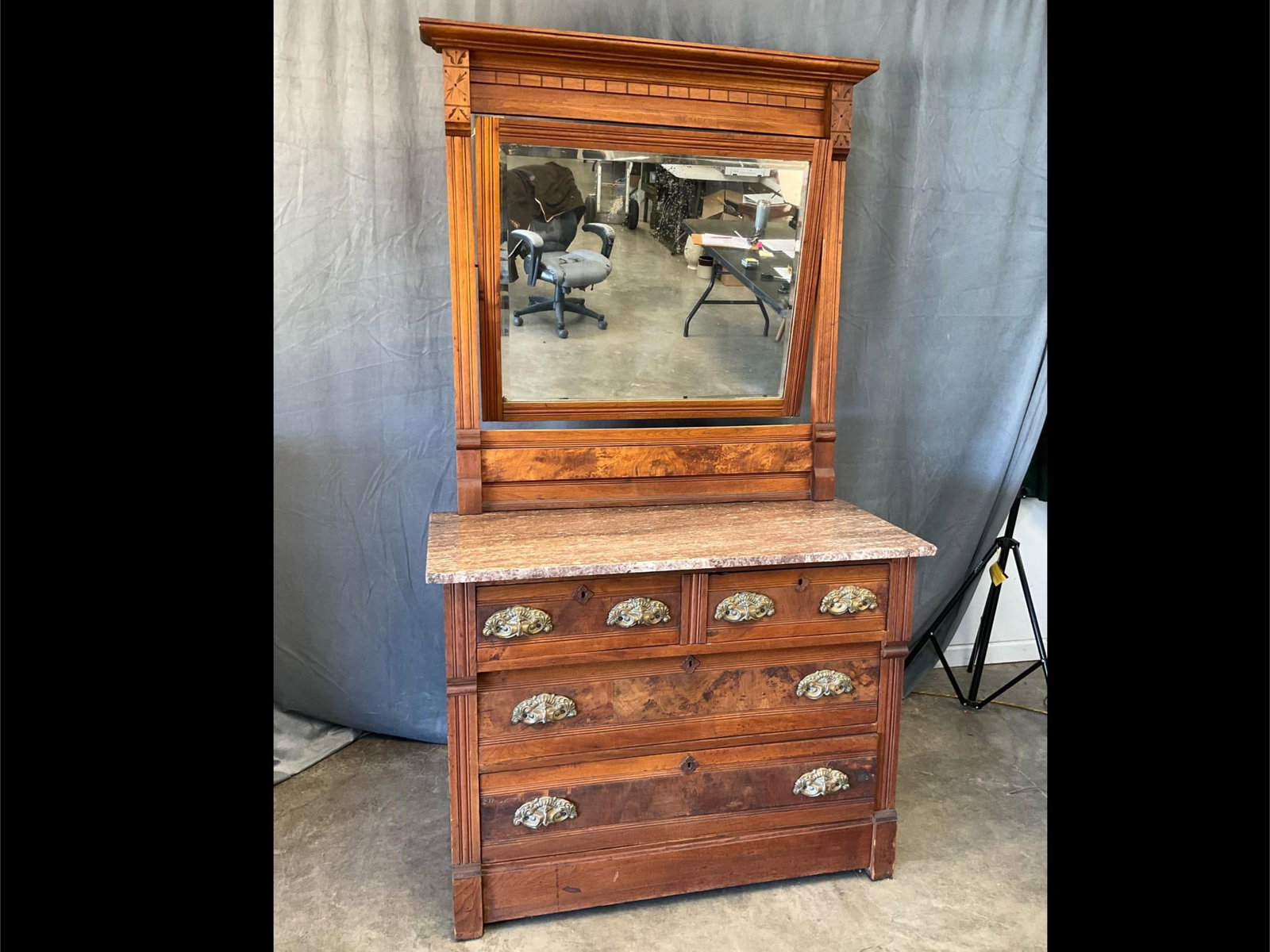 Eastlake Chest of Drawers & Mirror (1 of 12)