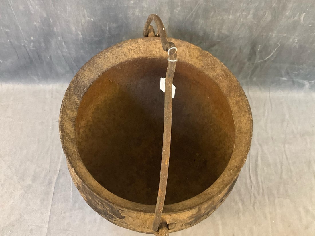 Early Iron Cauldron - 5