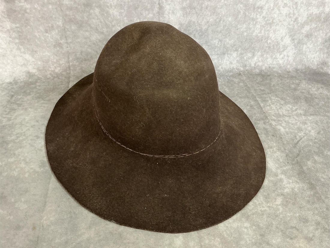 3 Felt Hats - 6