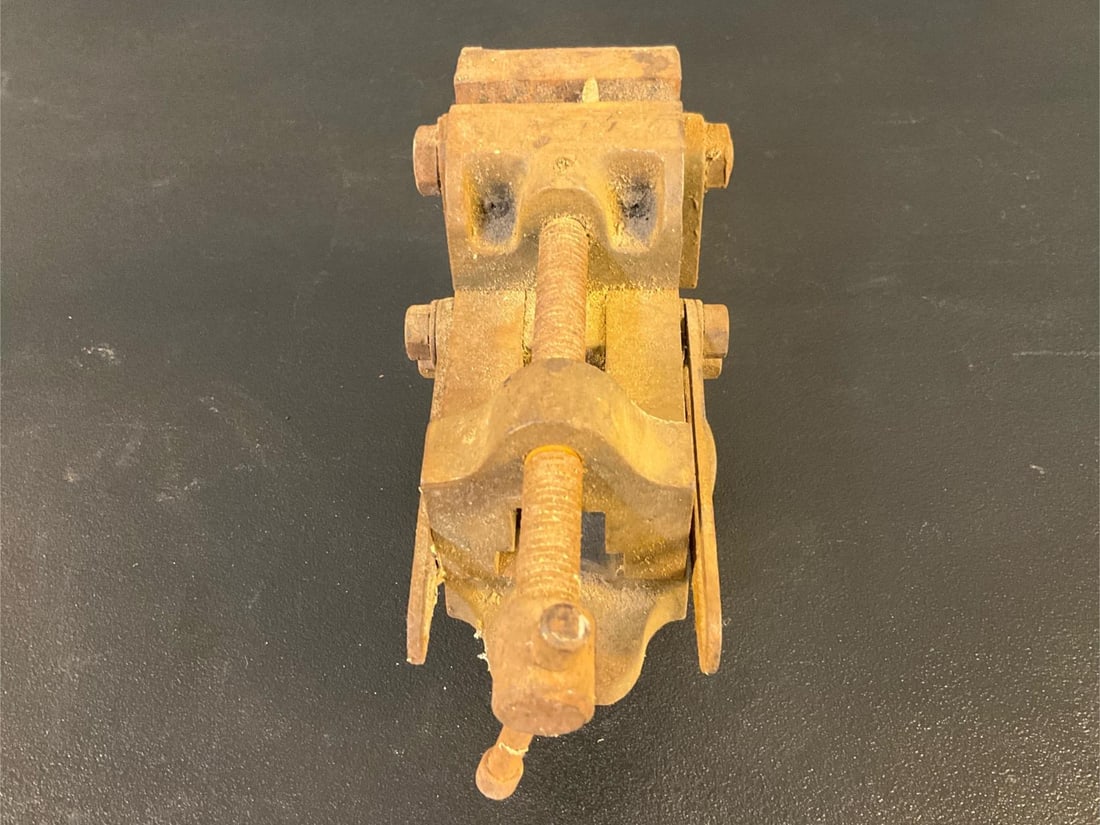 Cast Iron Vises - 7