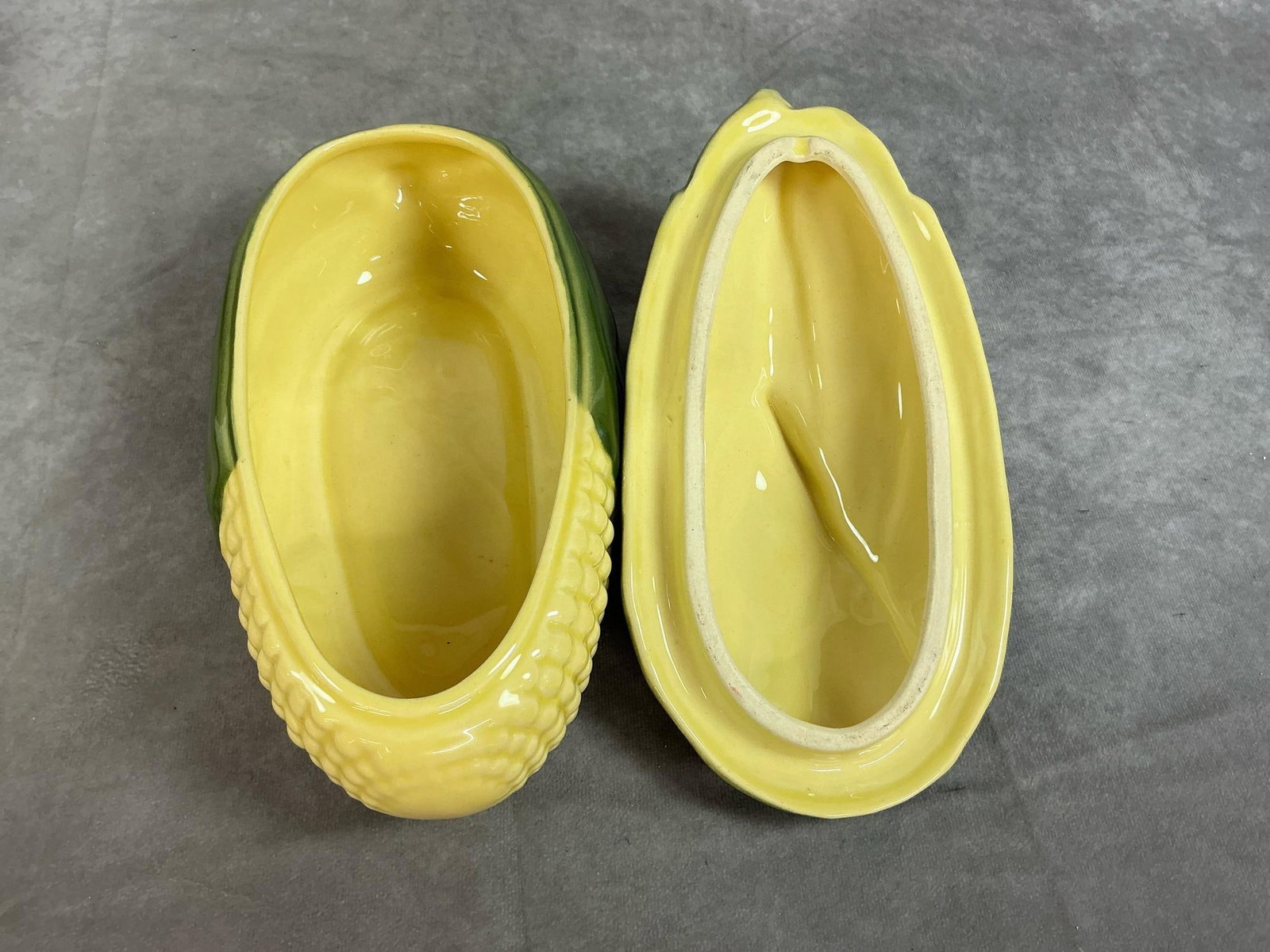 Shawnee Corn King Pottery - 4