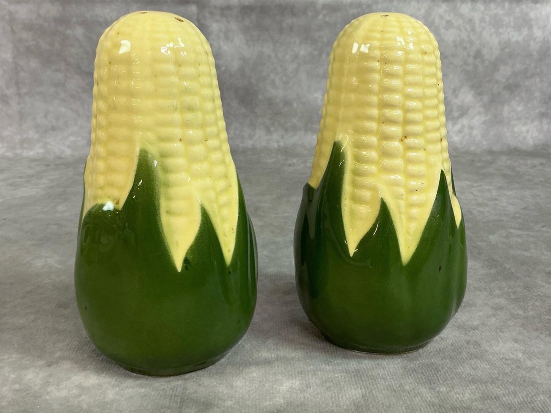 Shawnee Corn King Pottery - 5