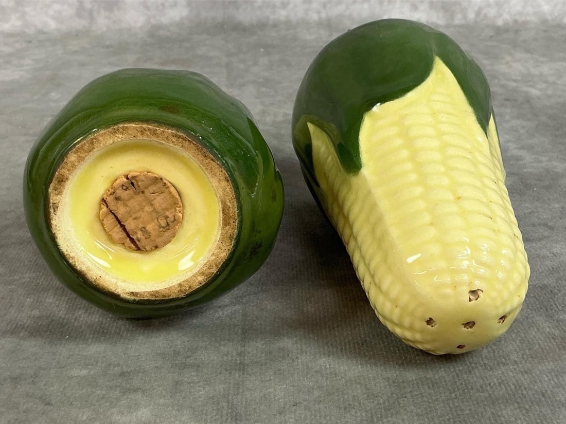 Shawnee Corn King Pottery - 6