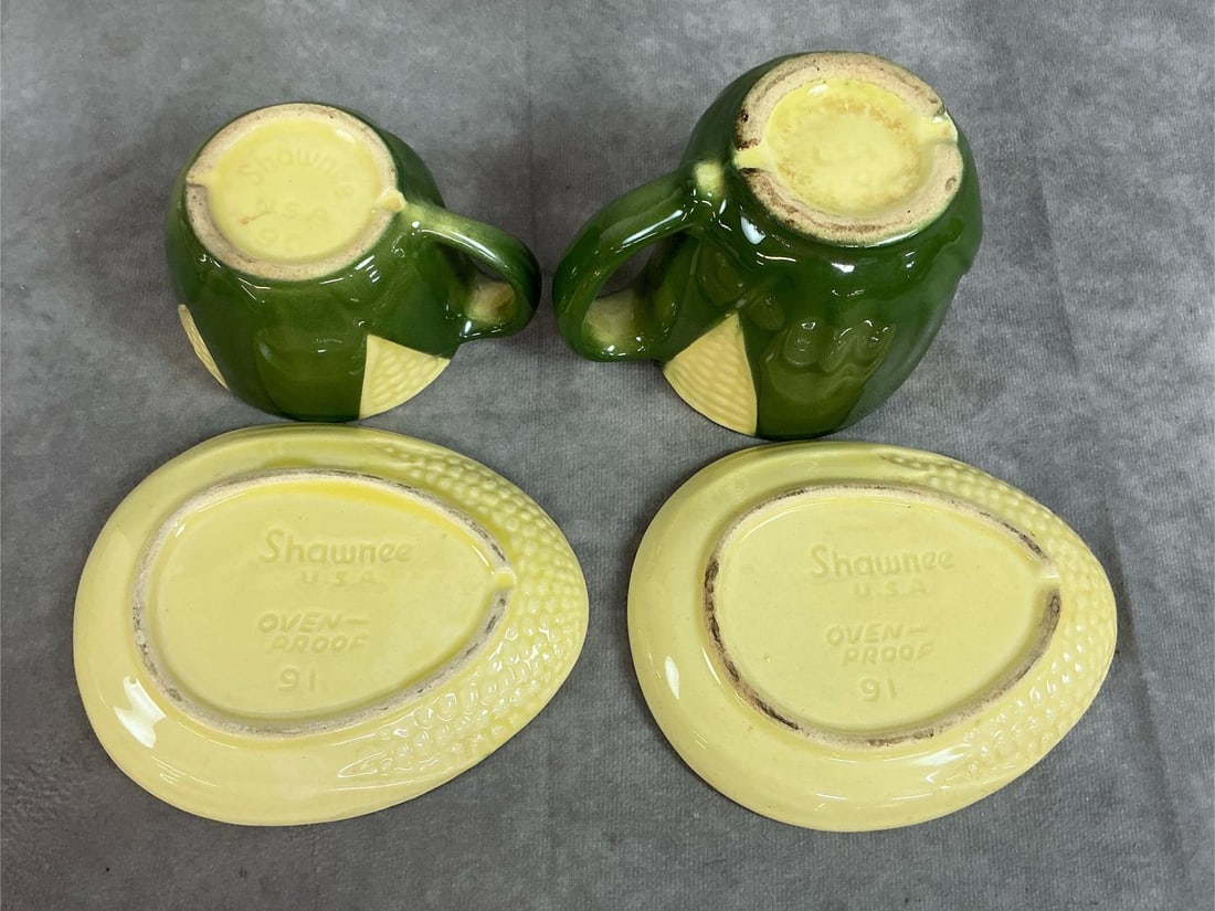 Shawnee Corn King Pottery - 8