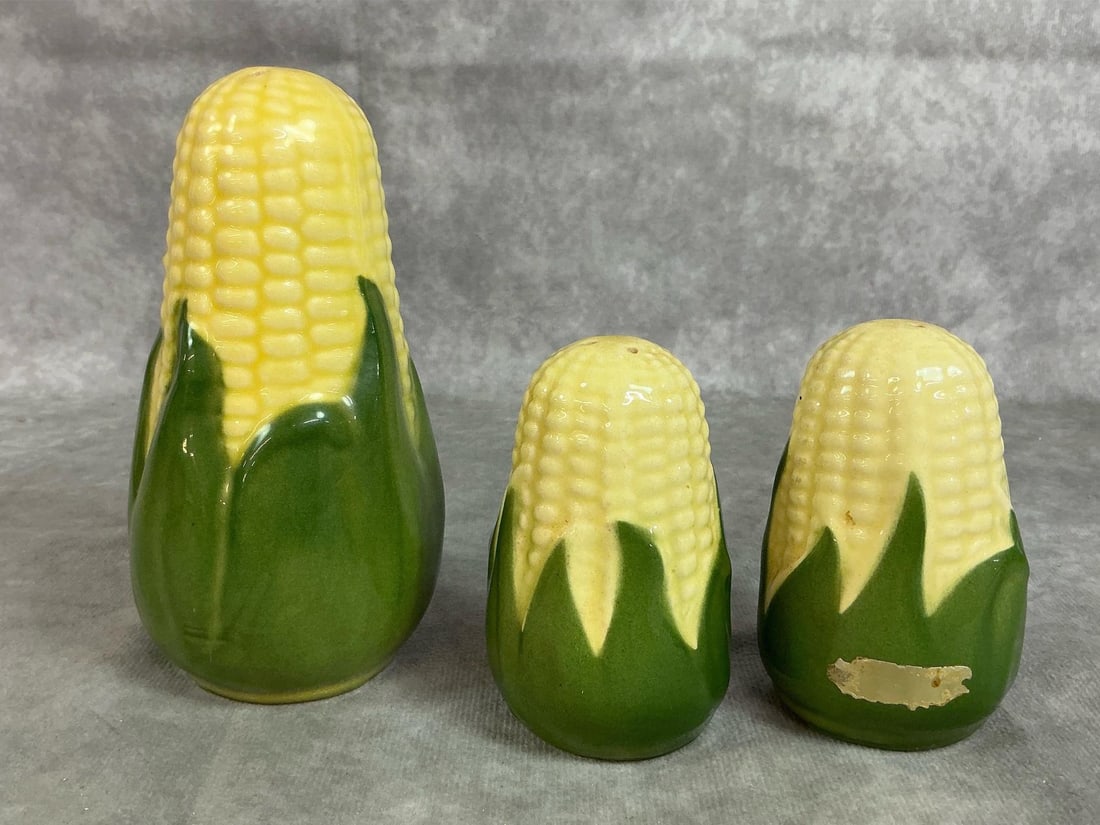 Shawnee Corn King Tableware - 6