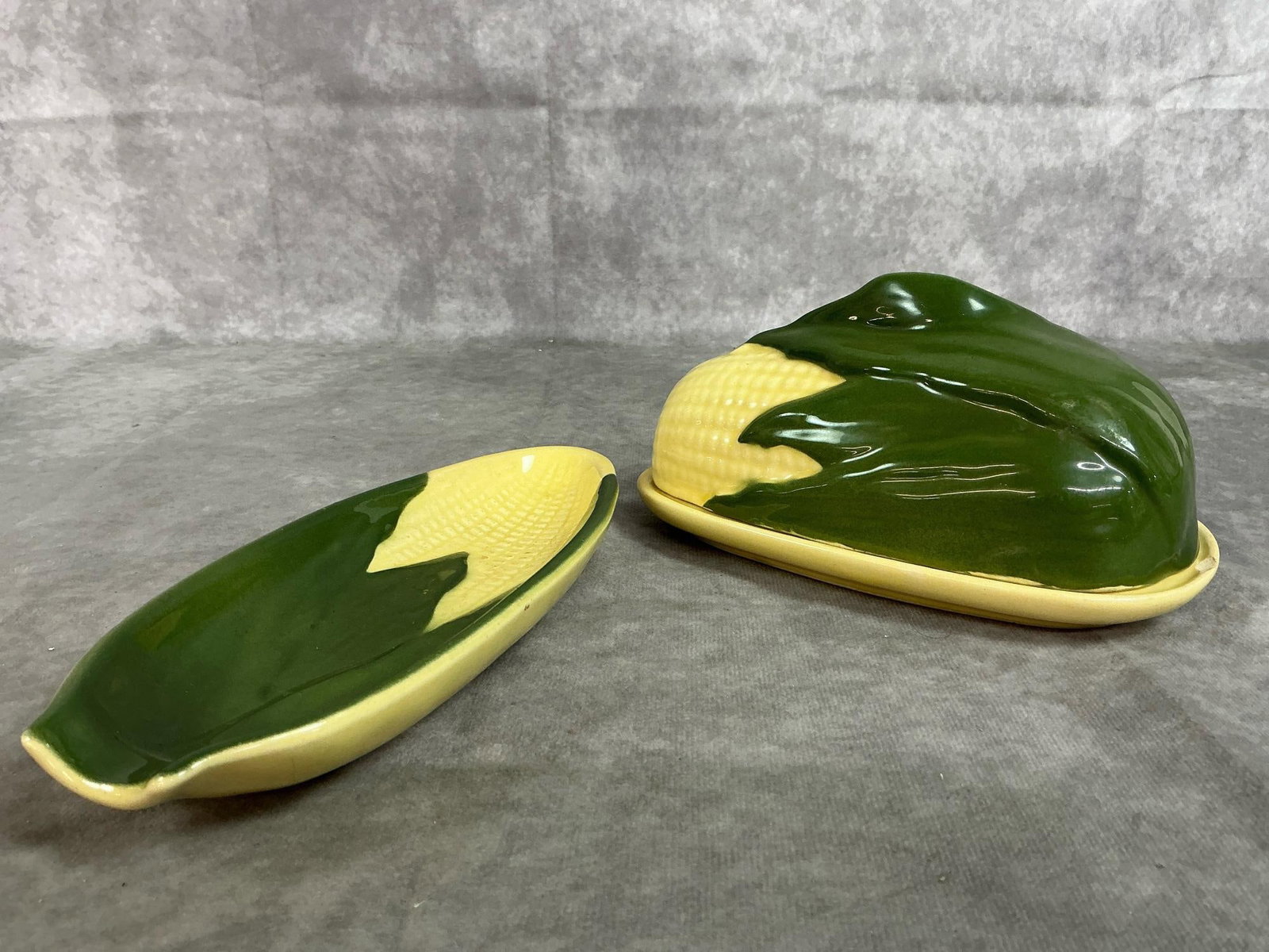 Shawnee Corn King Tableware - 8