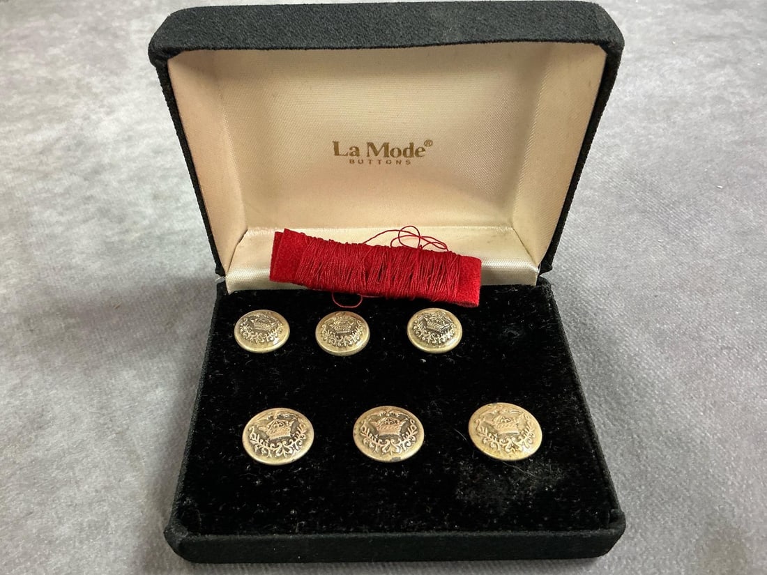 Reenactor's Clothing Patterns, Buttons, and More - 2