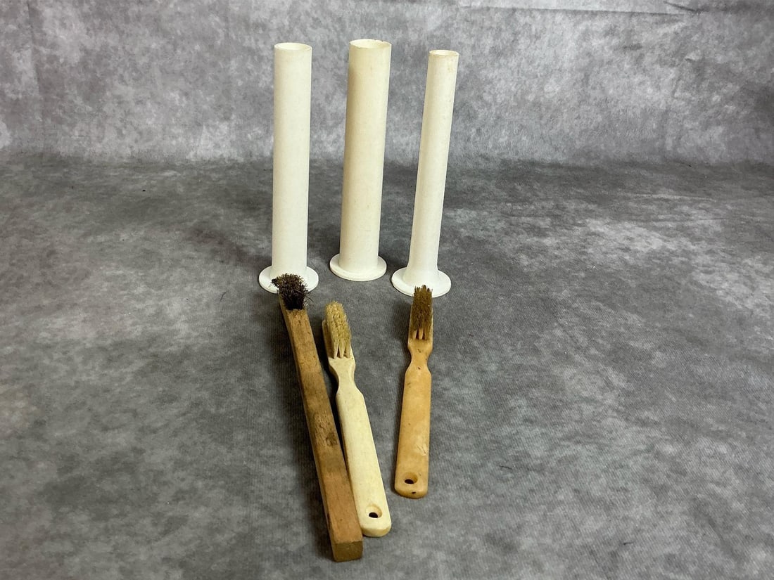 Reenactor's Clothing Patterns, Buttons, and More - 3