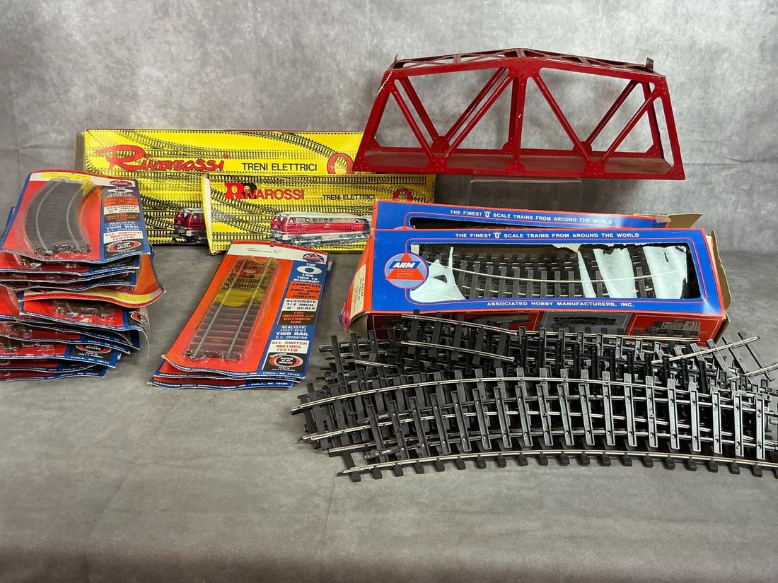 AHM Train Tracks & Trestle Bridge (1 of 6)