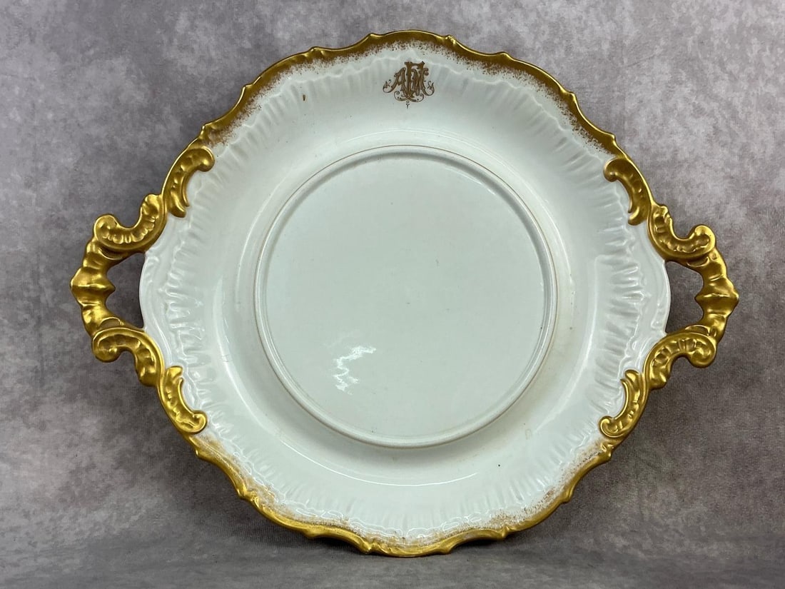 Porcelain Guilded Tureen - 2