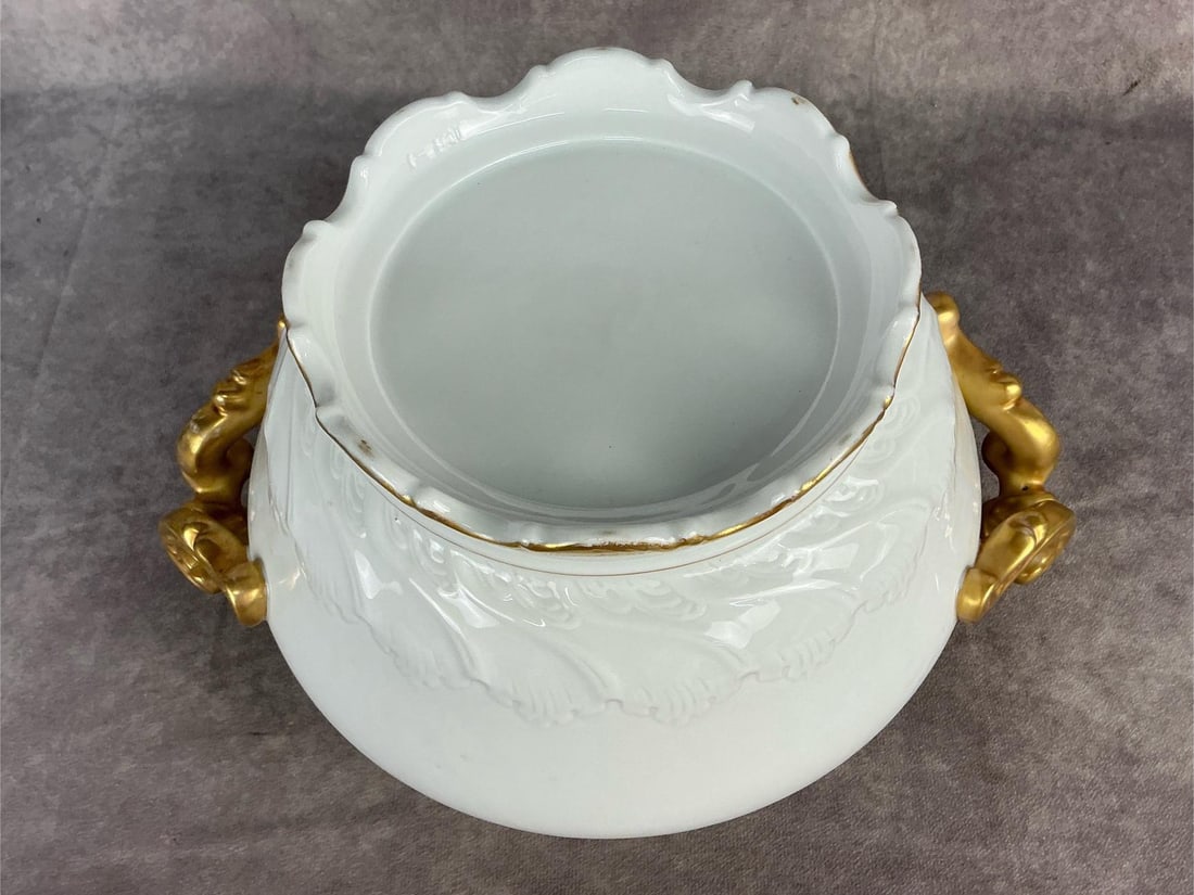 Porcelain Guilded Tureen - 6