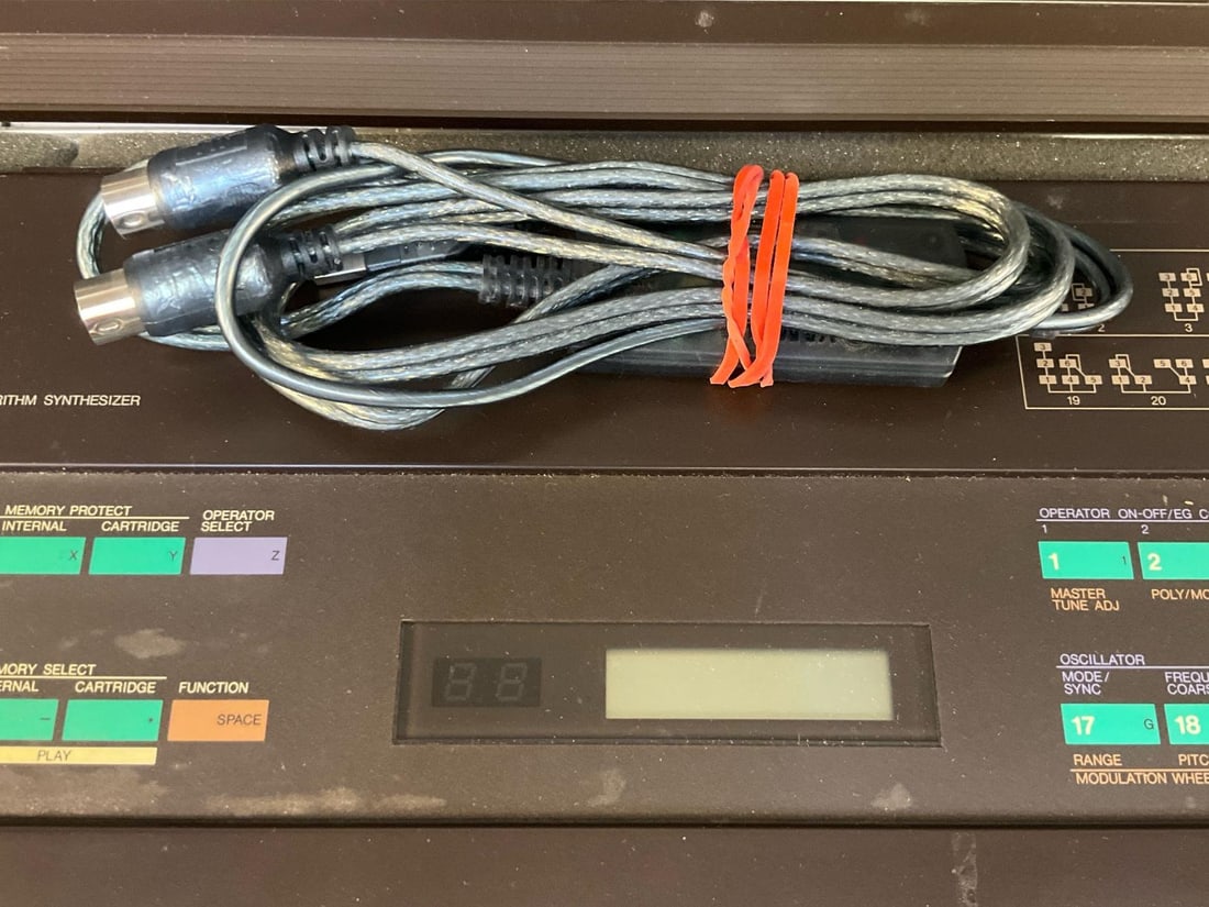 Yamaha Keyboard - 7