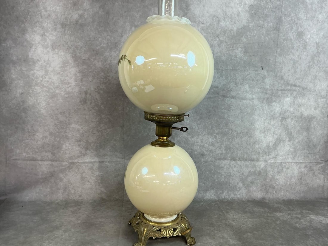 Two Globe Parlor Lamp - 4