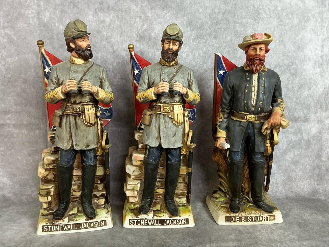McCormick Whisky Bottle Figures (1 of 6)
