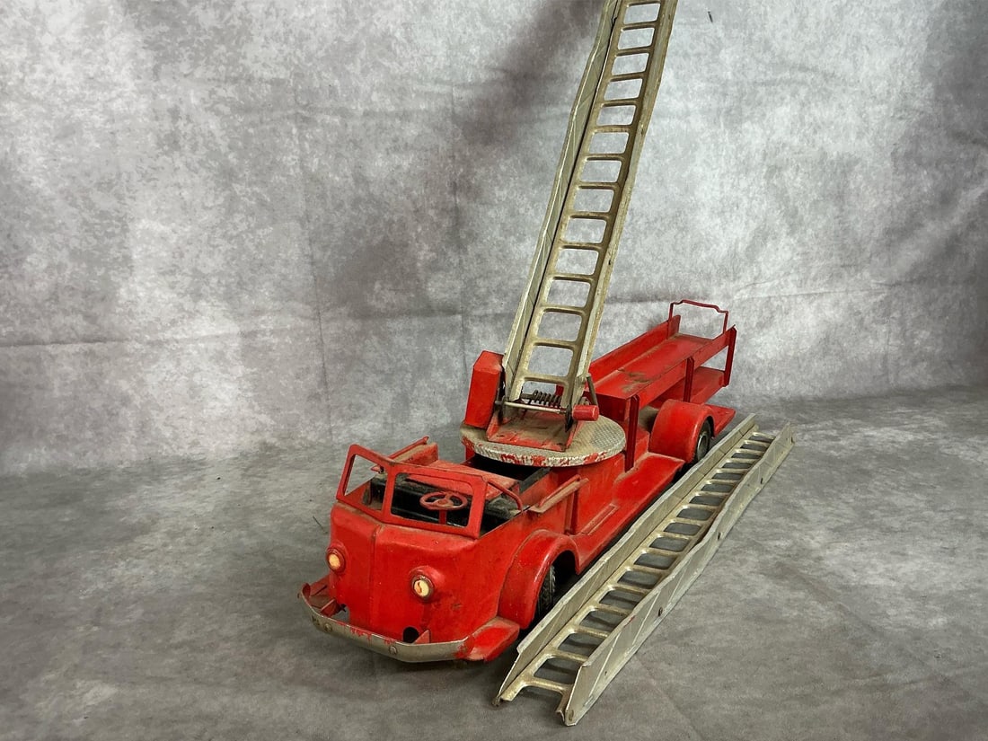 Ladder Fire Truck - 3