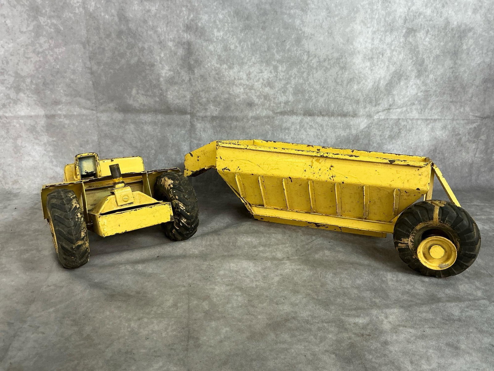 Toy Earth Mover - 2