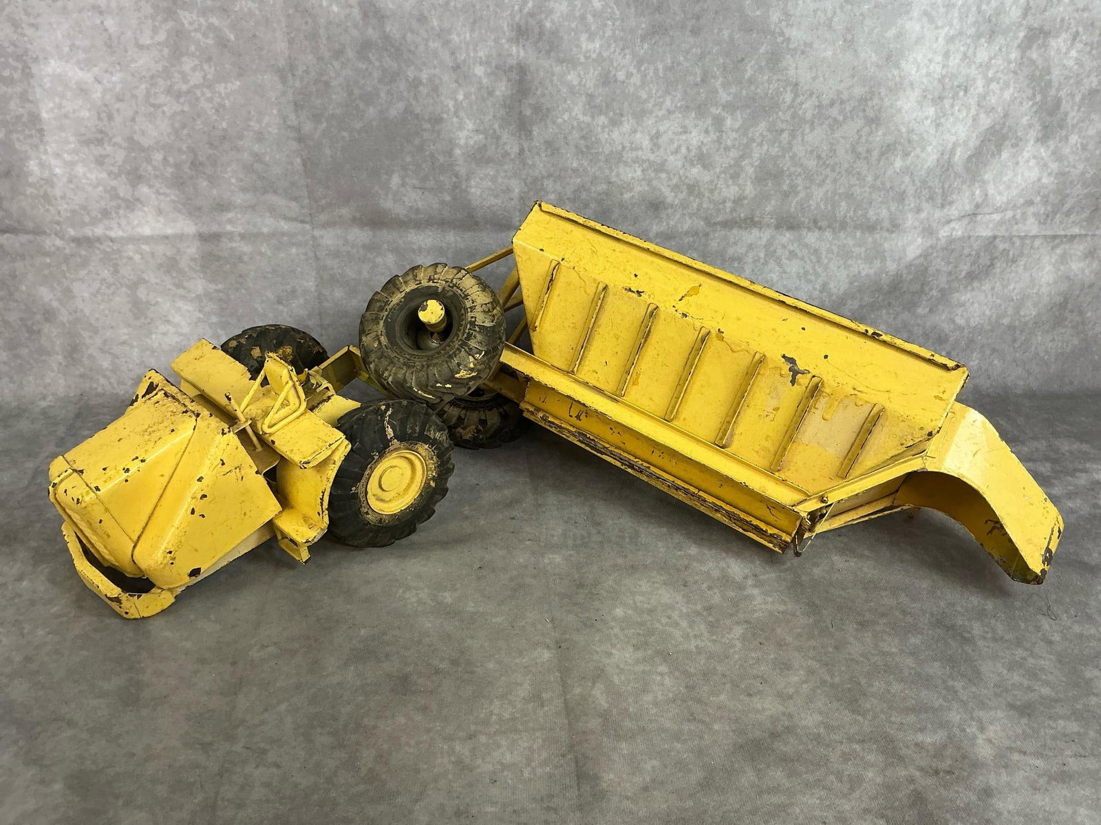 Toy Earth Mover - 4