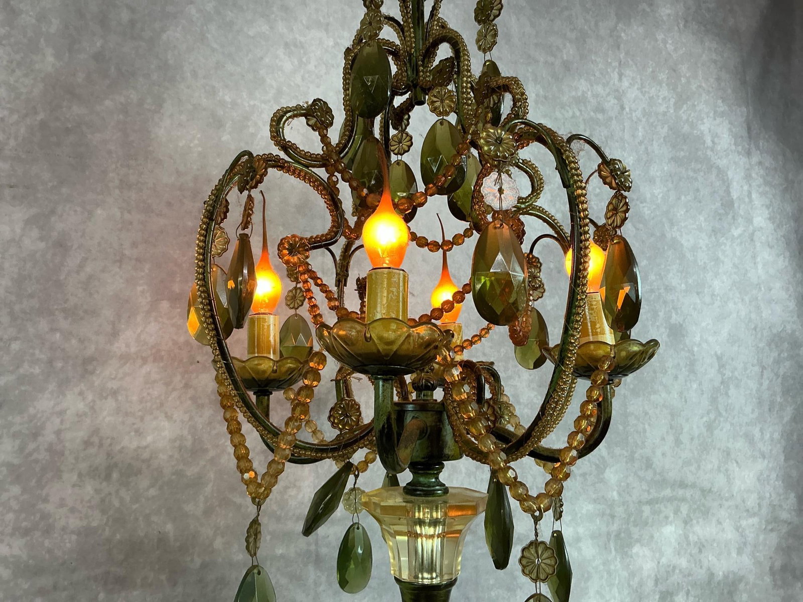 Green Chandelier Table Lamp - 4