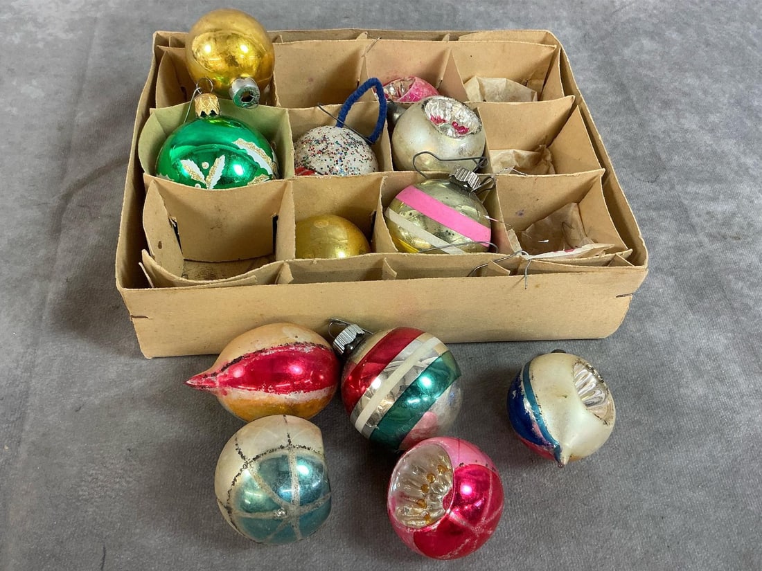Vintage Christmas Decorations - 5