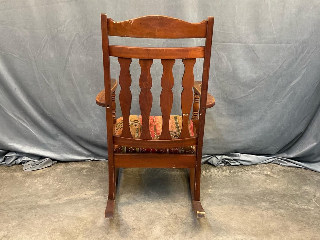 Rocking Chair - 3