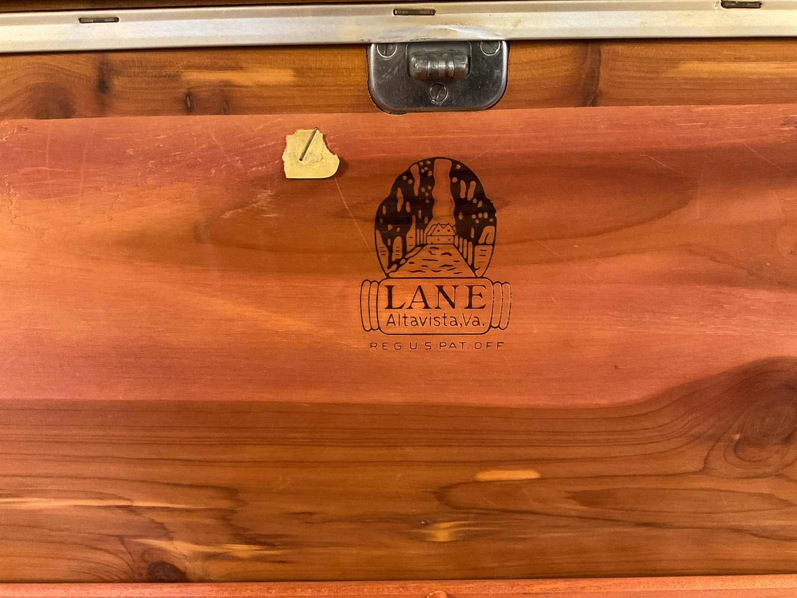 Lane Blanket Chest - 4