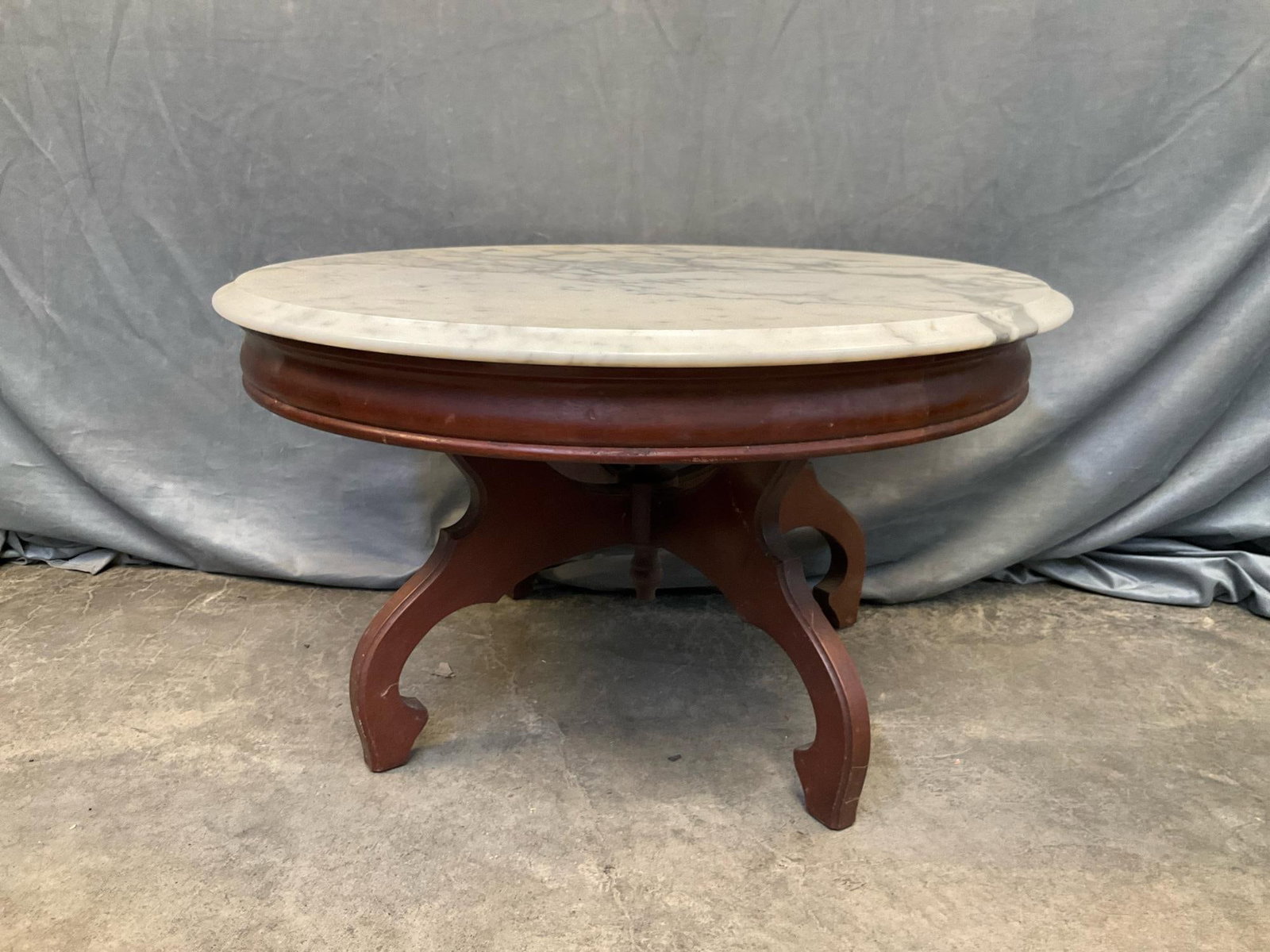 Eastlake Coffee Table - 3