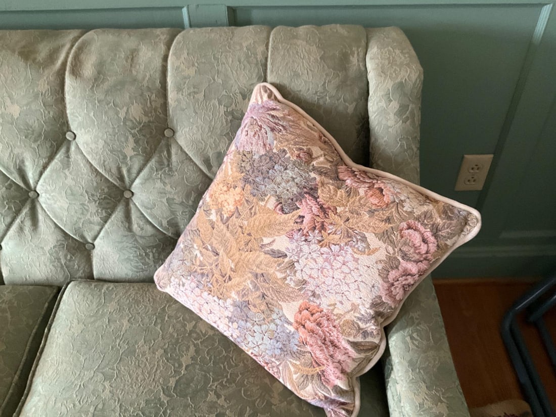Hepplewhite Style Sofa - 3