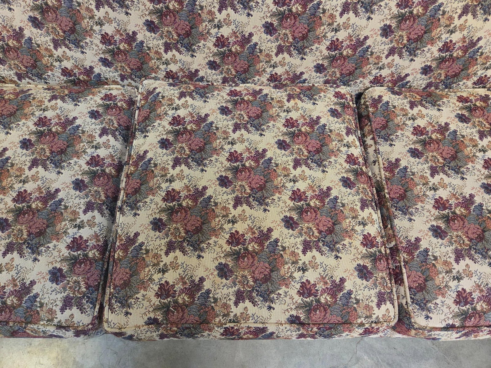 Sofa - 4