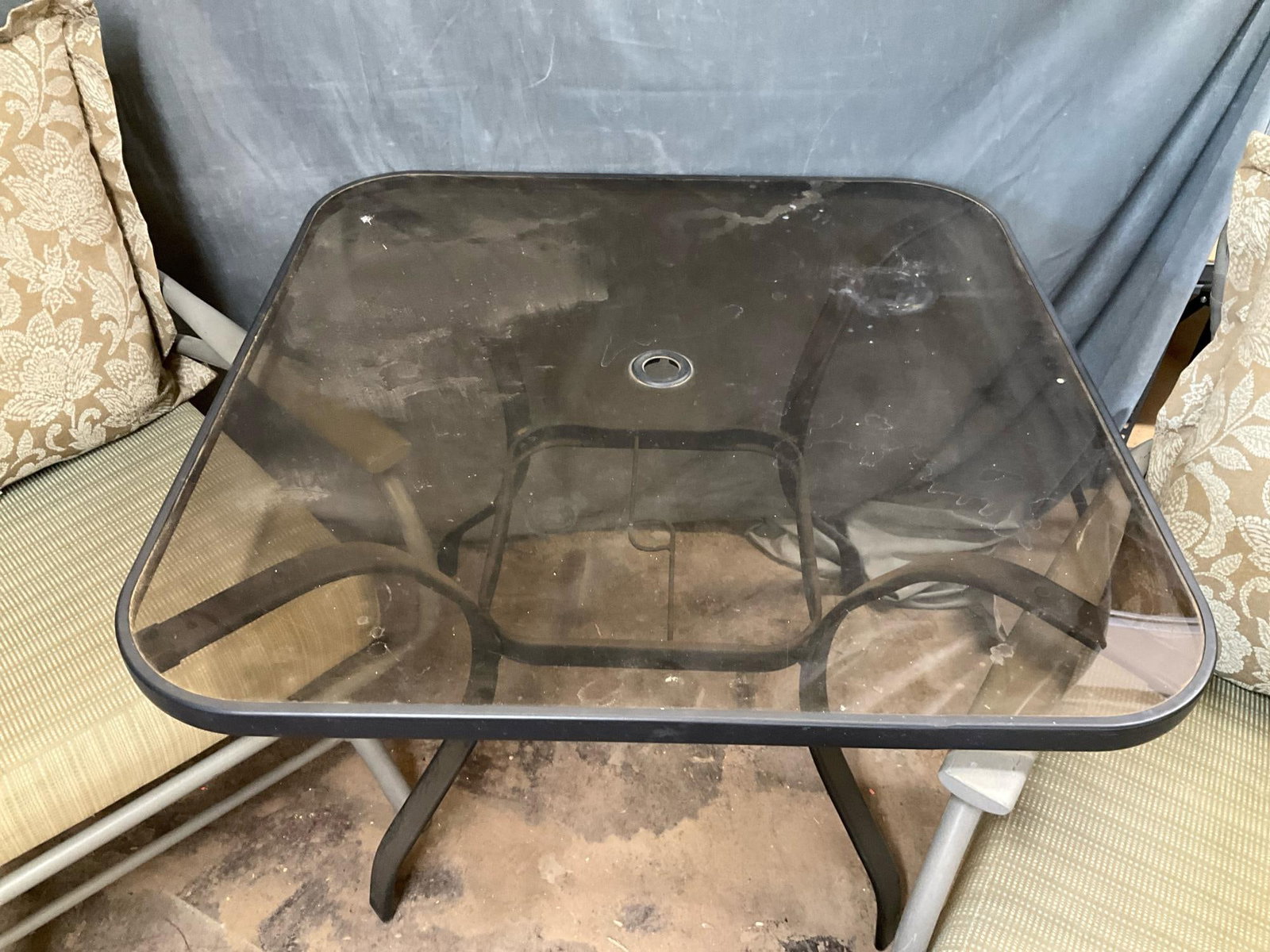 Outdoor Table/Chairs - 2
