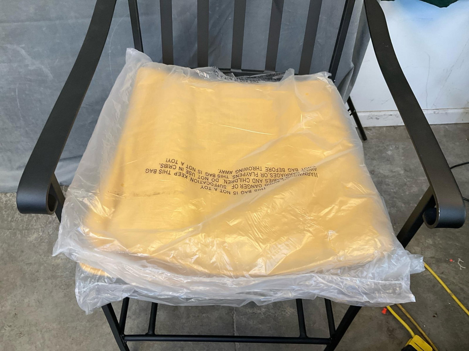 Outdoor Table/Chairs - 8