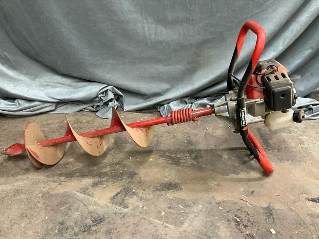 Auger (1 of 6)