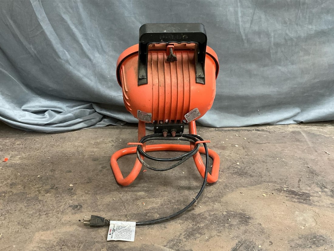 Work Light and Saw Horse - 5