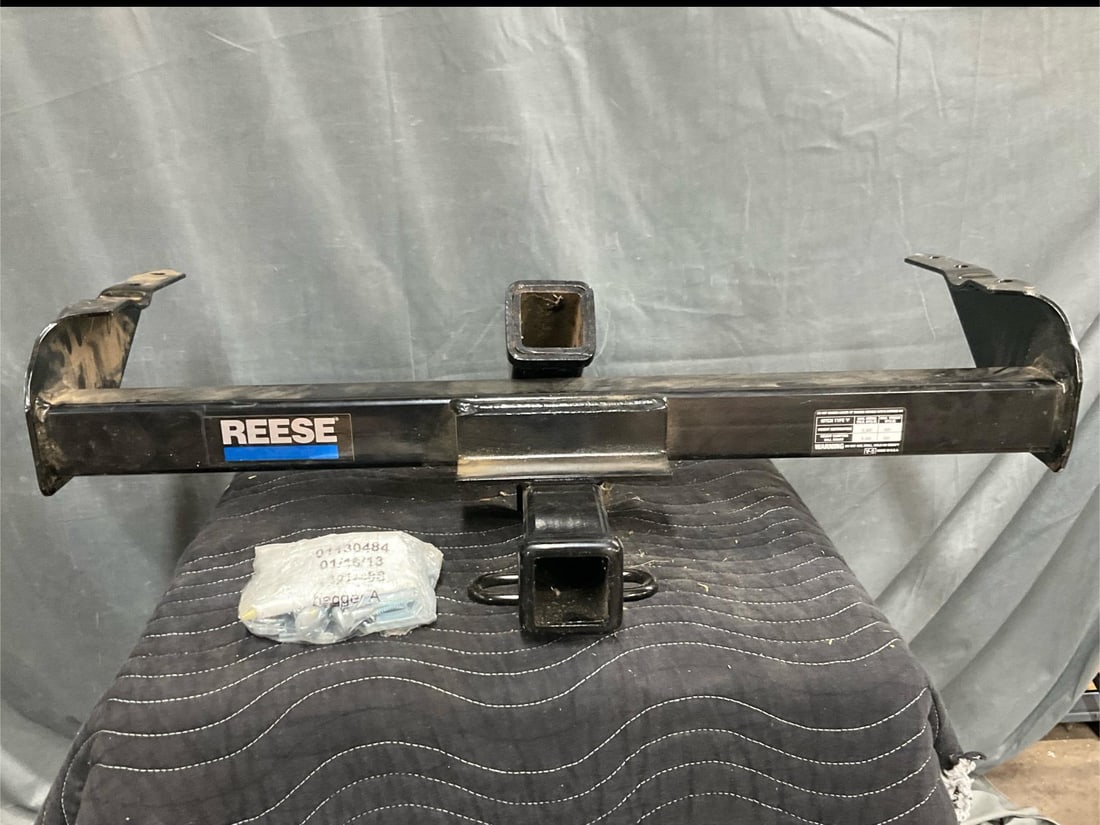 Trailer Hitch (1 of 6)
